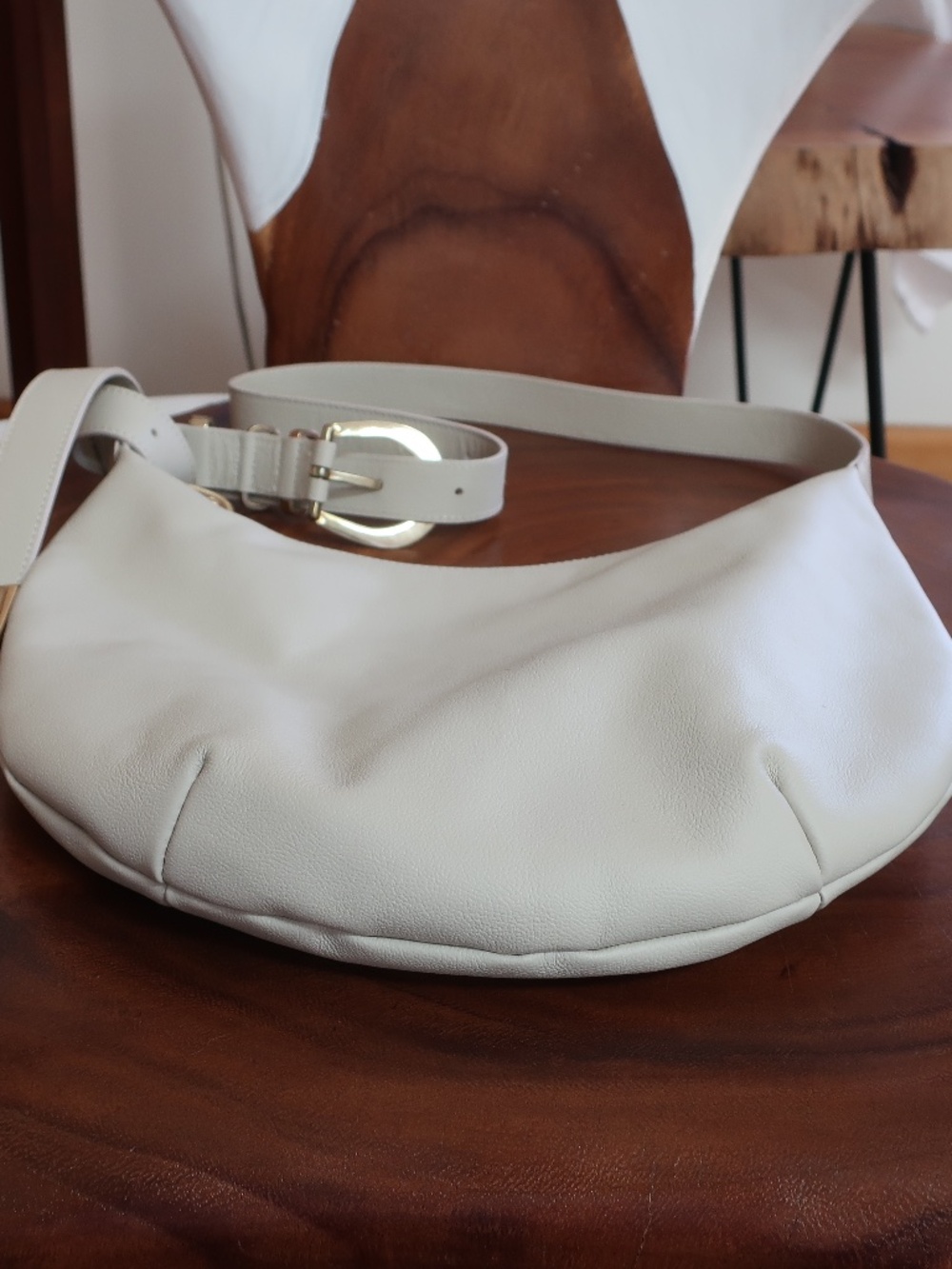 Natalie Borton Designs Sera Crescent Bag in Bone Leather - Picture 6 of 11